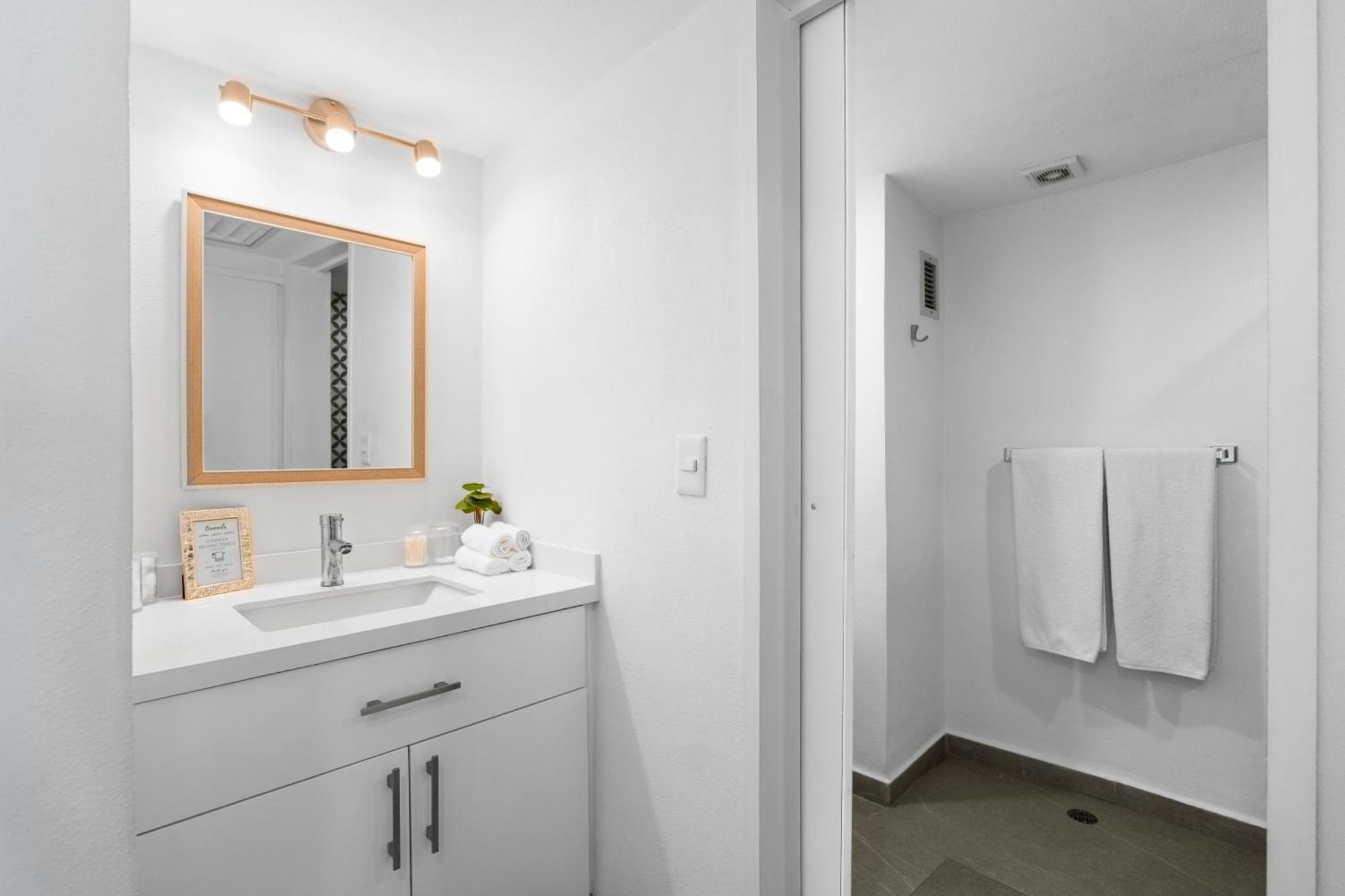 Apartamento Luxury Just Steps Away From The Beach!